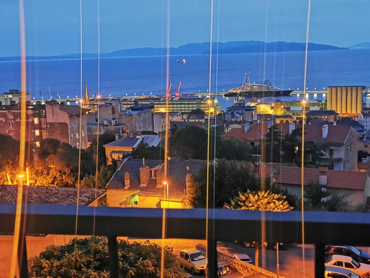 Leelee Rijeka Exterior foto